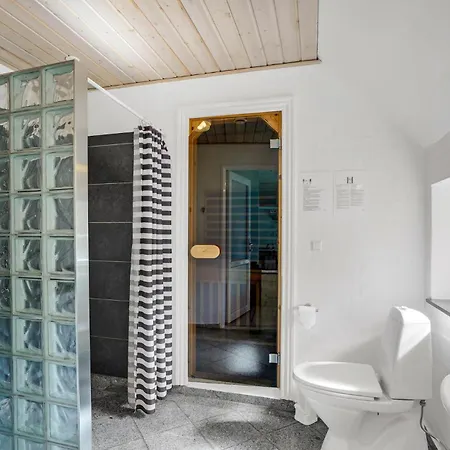 In With Sauna Prázdninový dům *